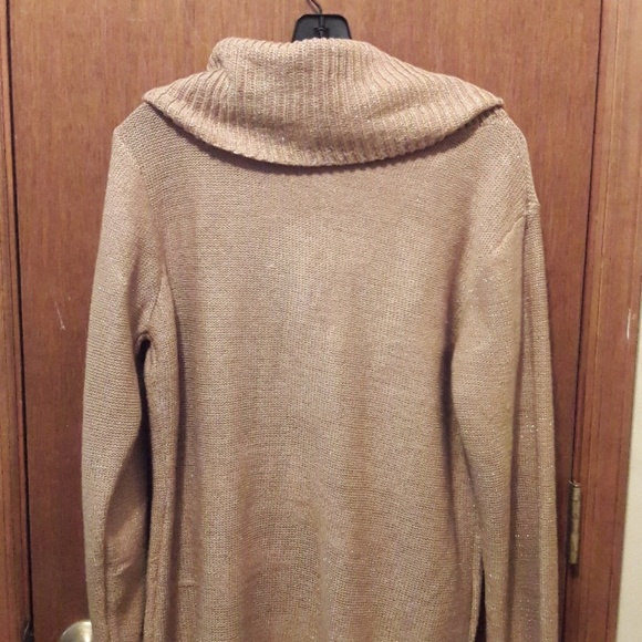 Sweater - Picture 3 of 4